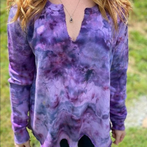 *CUSTOM DYED SWEATSHIRT - Picture 2 of 6